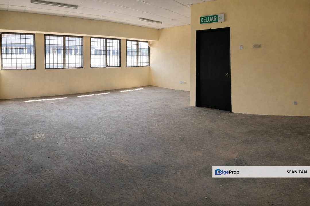 Bukit Beruntung Two Adjoining 1.5 Factory For Rent, Selangor, Rawang
