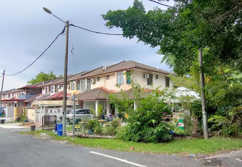 Jalan Anggerik Bukit Sentosa Rawang 2 Sty Corner House For Sale