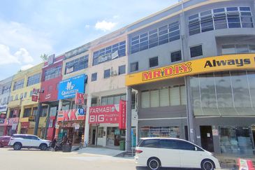 Bandar Country Homes