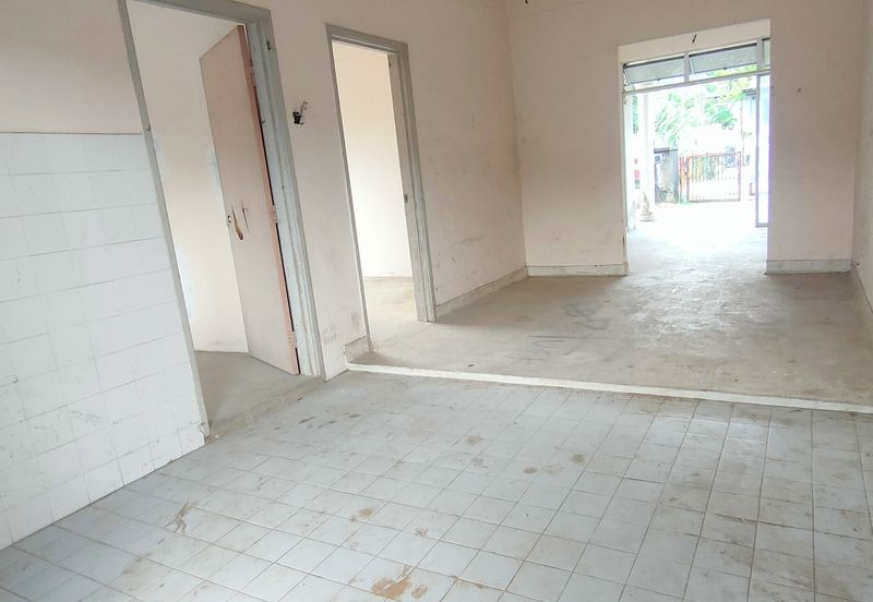 Serendah Single Storey Corner House For Sale