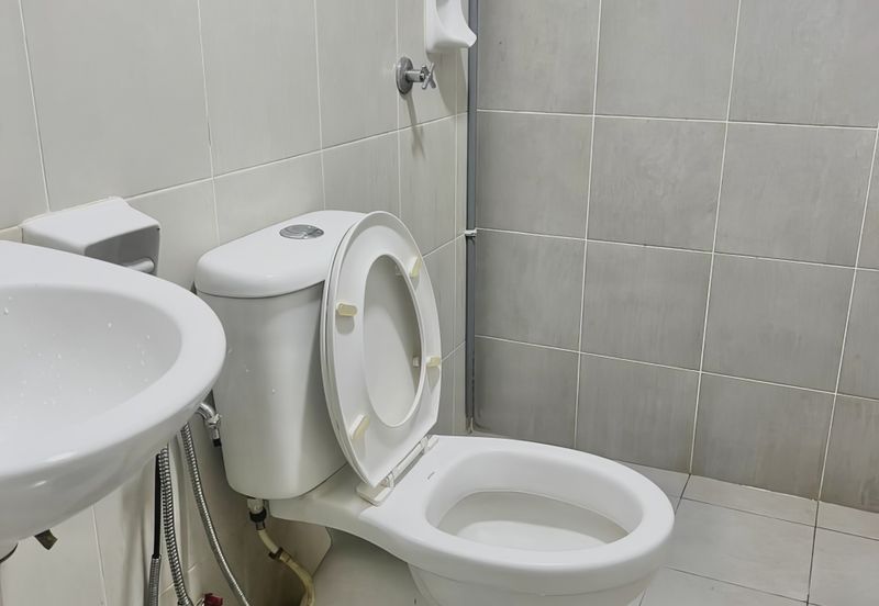 Spacious Corner Unit for Rent @ PR1MA Two, Laman View