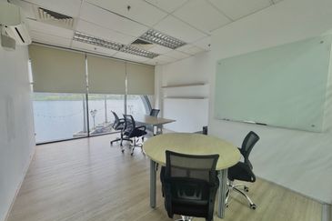 Furnished Office with Stunning Lakeview @ Sapura Mines