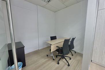 Furnished Office with Stunning Lakeview @ Sapura Mines