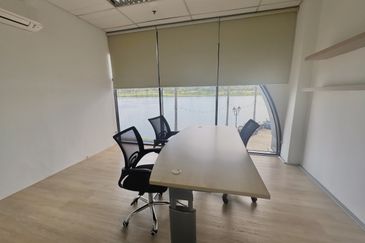 Furnished Office with Stunning Lakeview @ Sapura Mines