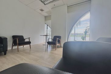 Furnished Office with Stunning Lakeview @ Sapura Mines