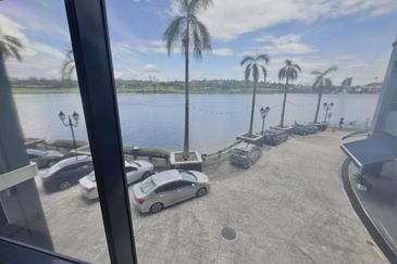 Furnished Office with Stunning Lakeview @ Sapura Mines