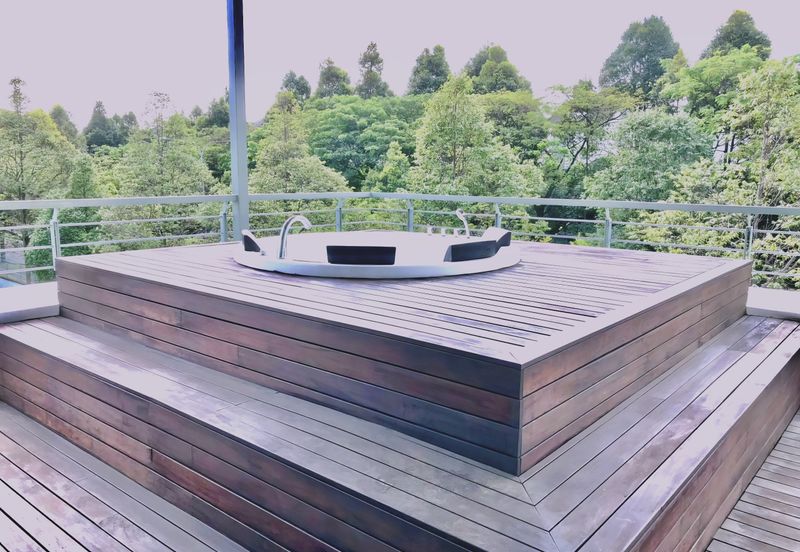 For Sale: Luxurious 3-Storey Bungalow @ Subang Heights East - Freehold!