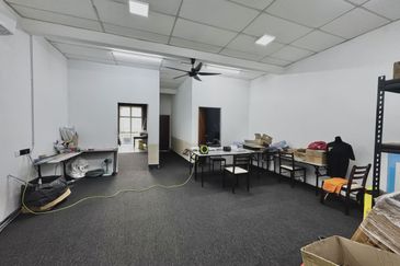 Prima Biz Hub, Taman Tasik Prima