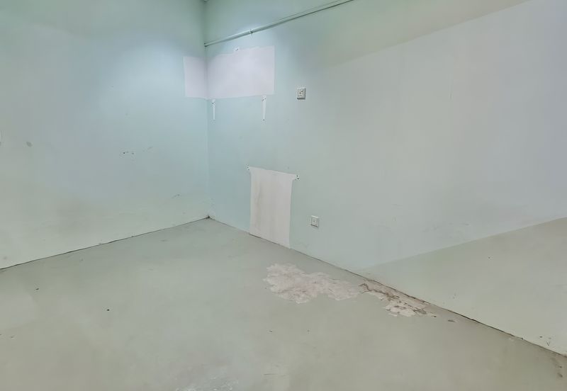 For Rent: Light Industrial Factory in Prime Senawang Location