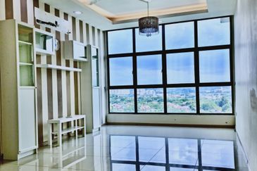 Vista Alam Serviced Apartment