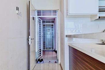 Vista Alam Serviced Apartment