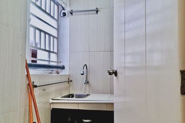 Vista Alam Serviced Apartment