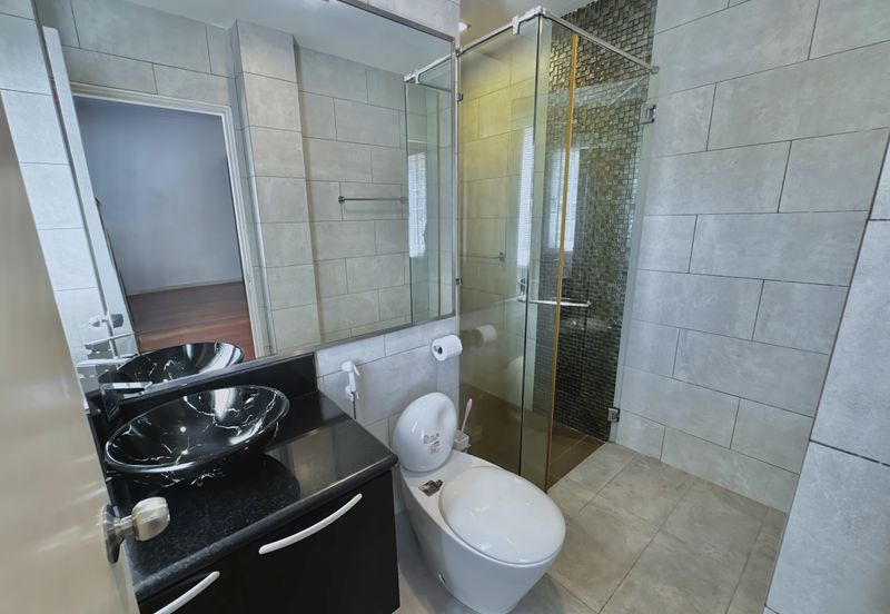 Serene Luxury Bungalow with Private Pool @ Jalan Semarak, Kuala Lumpur