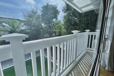 Serene Luxury Bungalow with Private Pool @ Jalan Semarak, Kuala Lumpur