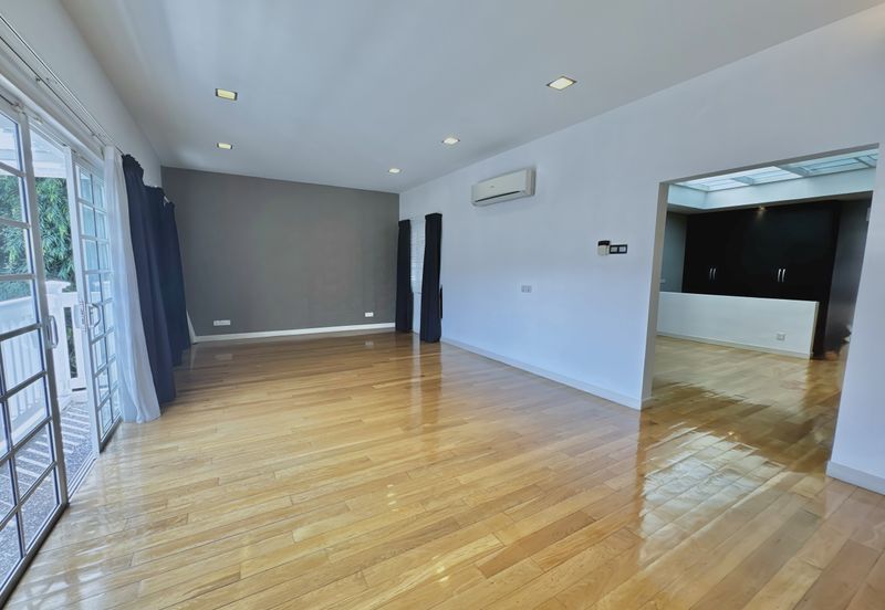 Serene Luxury Bungalow with Private Pool @ Jalan Semarak, Kuala Lumpur