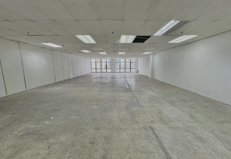 Flexible Office or Storage Space in Prime PJ Location