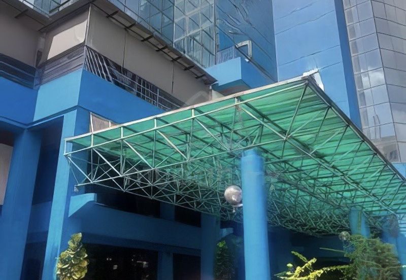 Versatile Office or Storage Space in Prime PJ Location