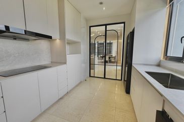 Rimbun @ Embassy Row