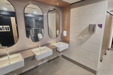 CIMB Hub (Formerly known as Kenanga International)