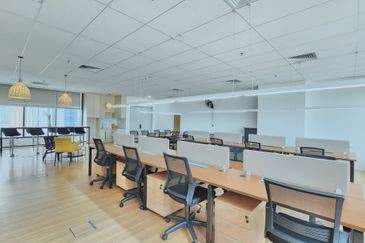 Menara EcoWorld (The Stride Strata Office @ BBCC)