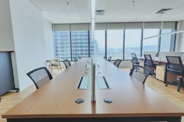 Menara EcoWorld (The Stride Strata Office @ BBCC)