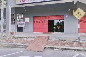 Corner Ground Floor Shop for Rent @ Sepang