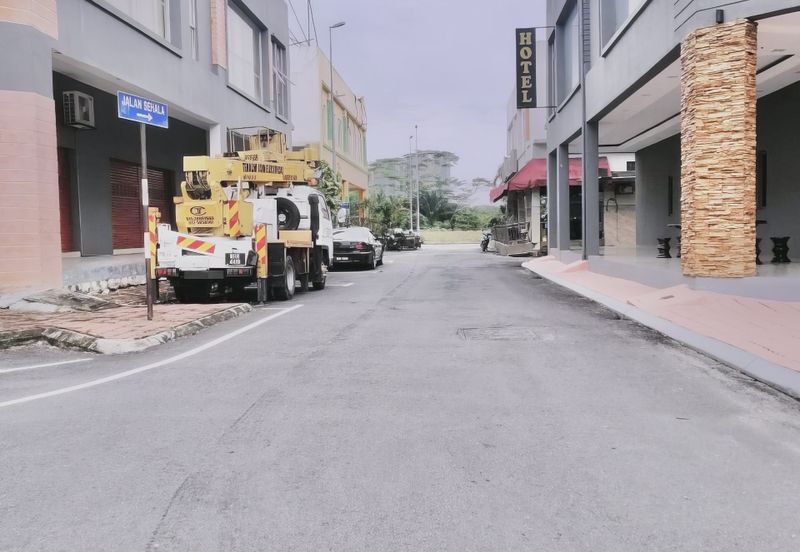 Corner Ground Floor Shop for Rent @ Sepang