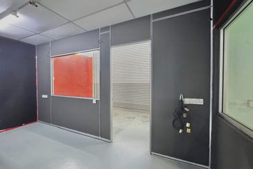 Light Industrial Factory for Sale @ Senawang, Negeri Sembilan