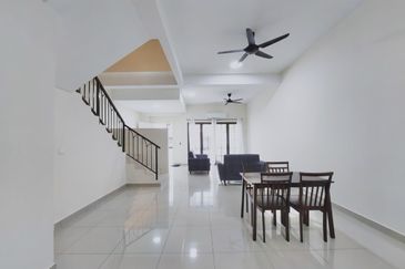 Monet Springtime @ Sunsuria City