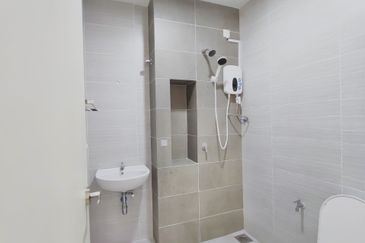 Monet Springtime @ Sunsuria City