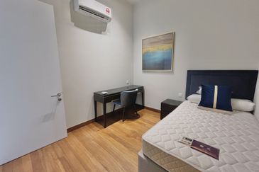 Pavilion Embassy Residence