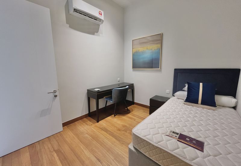 Pavilion Embassy Residence