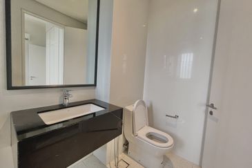 Pavilion Embassy Residence