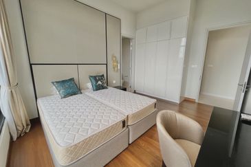 Pavilion Embassy Residence