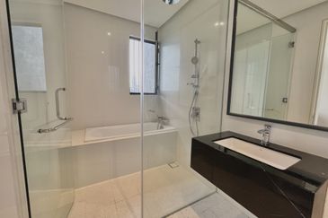 Pavilion Embassy Residence