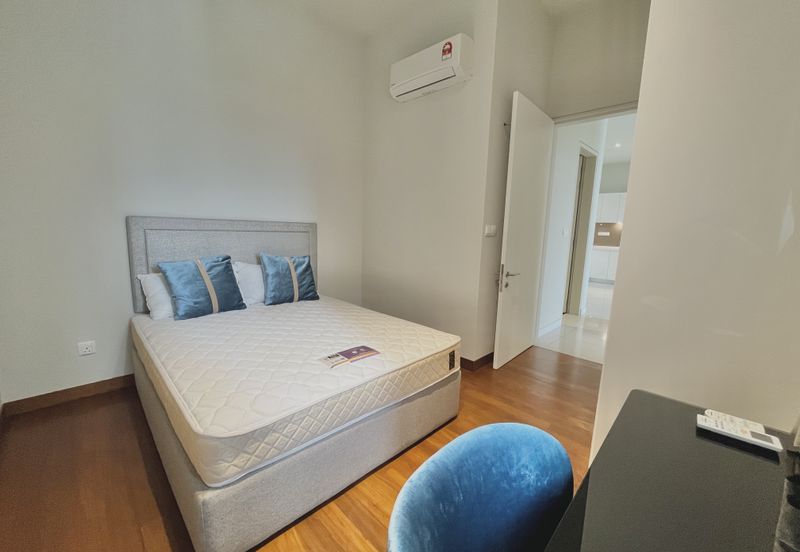 Pavilion Embassy Residence