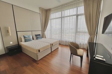 Pavilion Embassy Residence