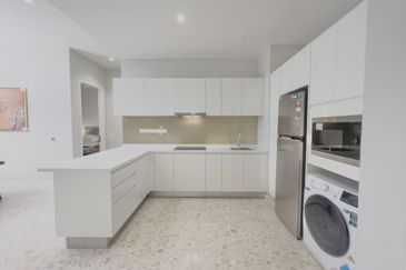 Pavilion Ceylon Hill