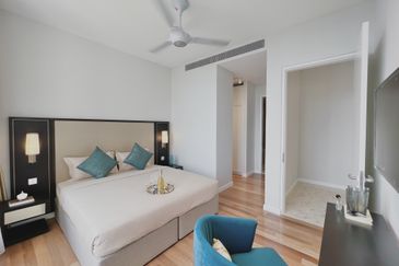 Pavilion Ceylon Hill