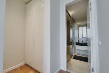 Pavilion Ceylon Hill