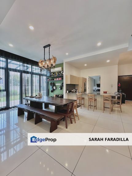 Luxury 3-Storey Semi-D Home in Sejati Residences, Cyberjaya, Selangor, Cyberjaya