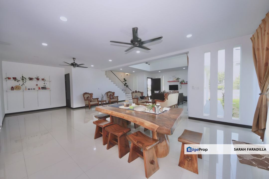 Corner Link Villa with Large Land @ Trillium Lakeview Cyberjaya, Selangor, Cyberjaya