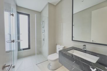 Oxford Residences @ Pavilion Embassy