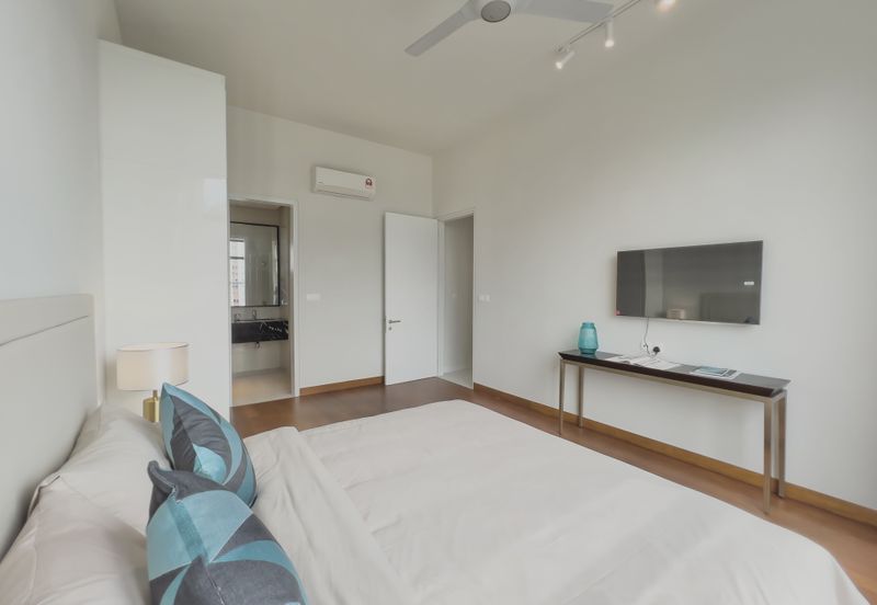 Oxford Residences @ Pavilion Embassy