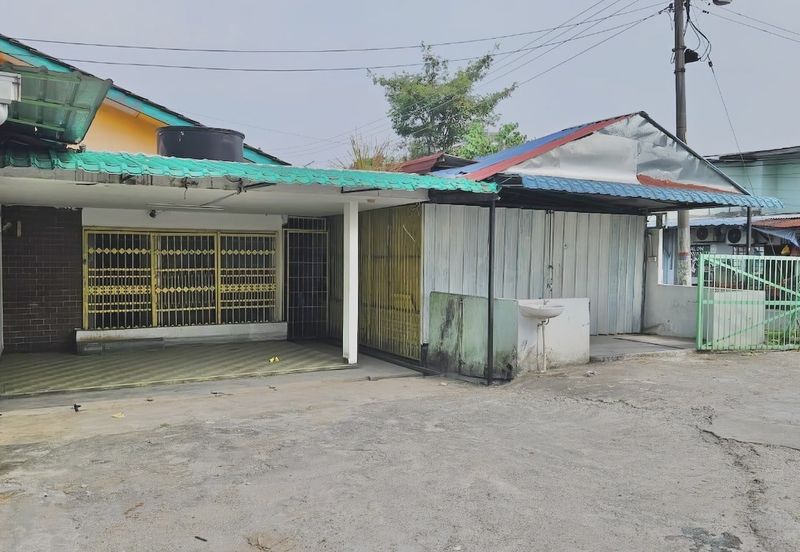 Jalan Bukit Kemuning