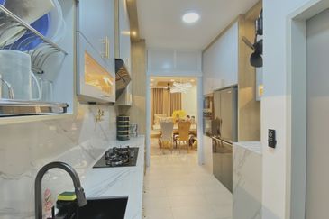 Setia Warisan Tropika (Belladonna)