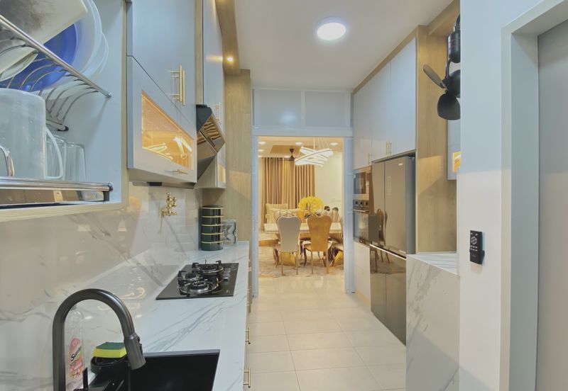 Setia Warisan Tropika (Belladonna)