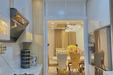 Setia Warisan Tropika (Belladonna)