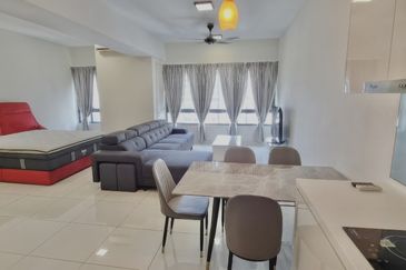 Pandora @ Tropicana Metropark