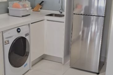 Pandora @ Tropicana Metropark